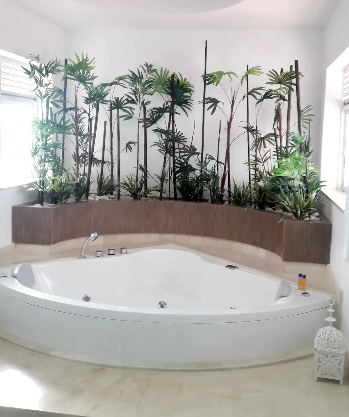 jacuzzi-indoor-2